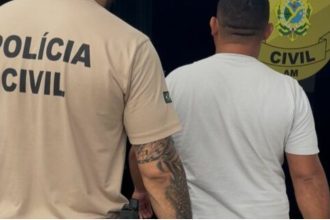 Servidor público é preso por esfregar partes íntimas em mulher durante solenidade no AM