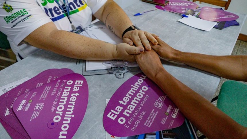 Número de atendimentos a mulheres pelo 180 supera 2,2 mil no Amazonas