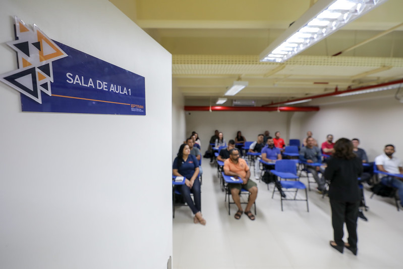 Detran-AM abre 400 vagas em cursos gratuitos