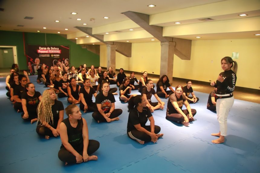 Curso de Defesa Pessoal Feminina abre 100 vagas em Manaus