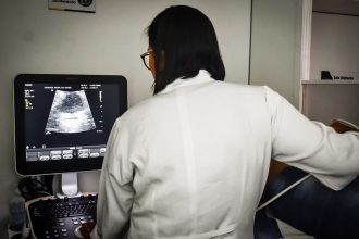 Carreta da Saúde vai ofertar atendimentos na zona centro-sul e norte de Manaus