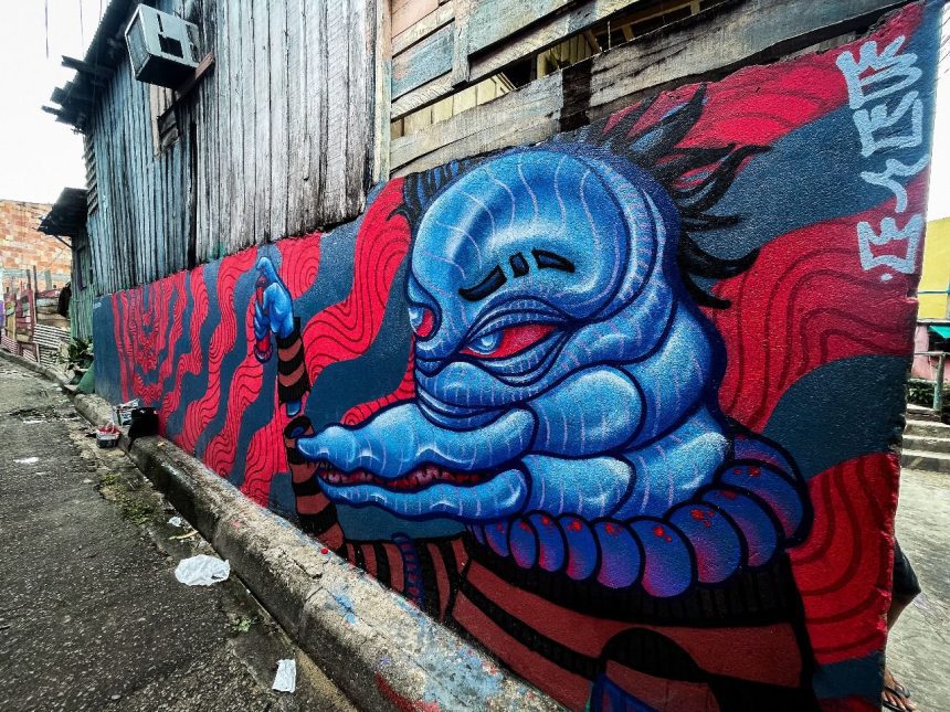Coletivo transforma comunidade em Manaus com arte e educação