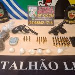 Apreensão de drogas, armas e munições: Revólver, pistola, munição, balança de precisão e entorpecentes em Manaus.