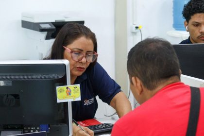 Atendimento em posto de emprego do Sine Amazonas em Manaus