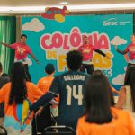 Crianças e monitores se divertem em atividade da Colônia de Férias do Sesc Amazonas