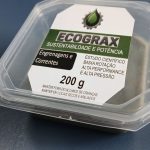 Embalagem de produto ECOGRAX para engrenagens e correntes, com rótulo verde e branco.