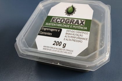 Embalagem de produto ECOGRAX para engrenagens e correntes, com rótulo verde e branco.