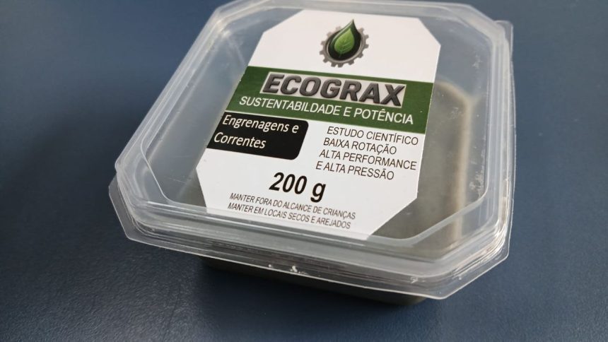 Embalagem de produto ECOGRAX para engrenagens e correntes, com rótulo verde e branco.
