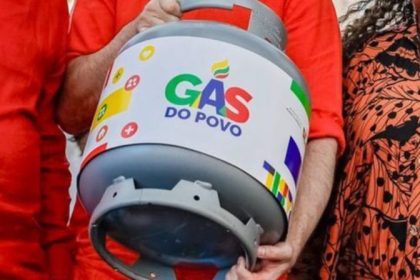 Dez capitais brasileiras terão distribuição antecipada do vale-recarga Gás do Povo