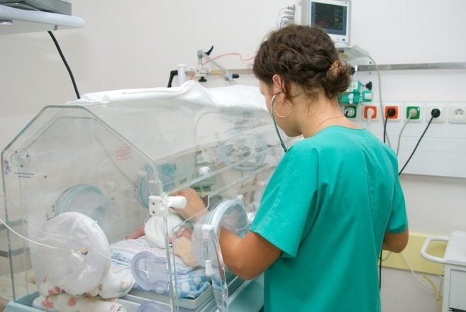 Hospital 28 de Agosto abre vagas para Neonatologia e Limpeza em Manaus