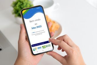 Novos beneficiários do INSS começam a receber o 13° salário