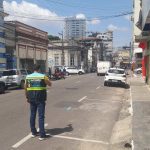 Ruas do Centro de Manaus do Zona Azul estavam sem placas para PCD e demarcação