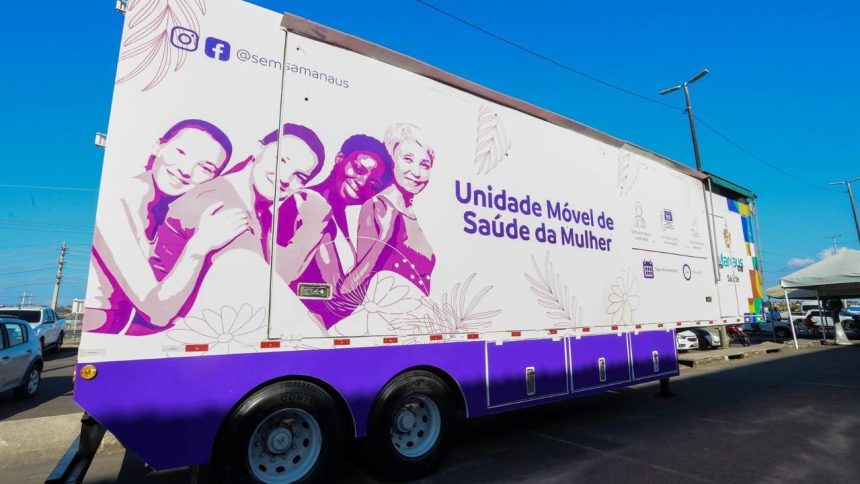 Unidade Móvel de Saúde da Mulher, carreta de atendimento médico.