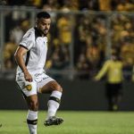 Rafael Tavares renova contrato com o Amazonas FC até 2026