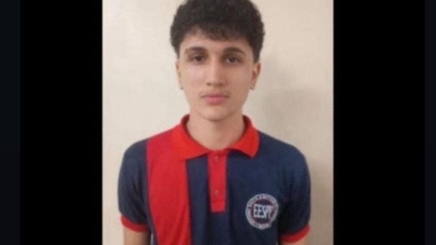 Família procura jovem que desapareceu após sair da casa da namorada em Manaus