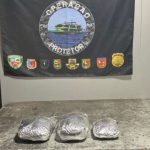 Jovem é preso com carga de entorpecentes durante fiscalização fluvial no Amazonas