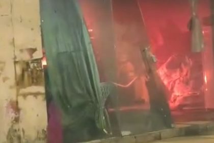 Incêndio destrói residência e mobiliza moradores na zona oeste de Manaus