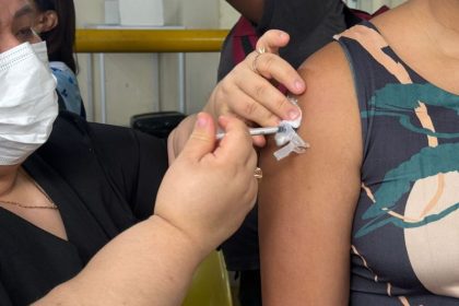 Vacina contra bronquiolite está disponível para gestantes em Manaus; veja onde se vacinar