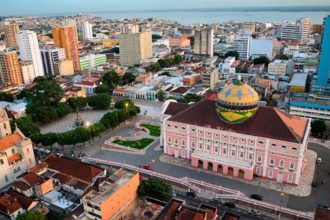 Renda domiciliar de Manaus é a menor entre capitais brasileiras, aponta IBGE