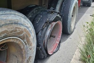 Detran-AM autua mais de 3.280 veículos na operação ‘Carga Pesada’