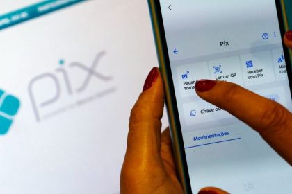 Polícia do Amazonas alerta sobre golpe de “falso pagamento” via Pix