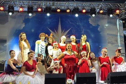 Teatro Gebes Medeiros recebe espetáculo de natal gratuito