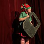 Espetáculo natalino leva magia ao Teatro Gebes Medeiros