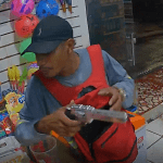 Assalto a mercadinho na Zona Norte de Manaus é registrado por câmeras