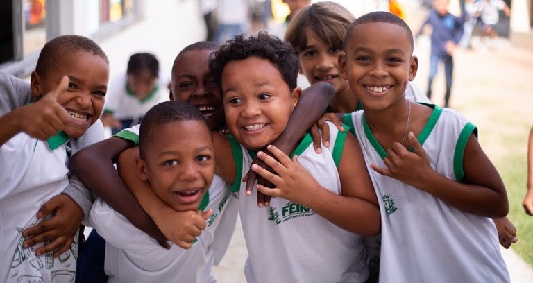 Bolsa Família bate recorde escolar e reduz número de alunos não localizados
