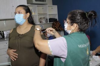 Amazonas recebe 18,8 mil vacinas contra vírus respiratório