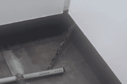 Mulher se confunde com cobra e aciona o Corpo de Bombeiros