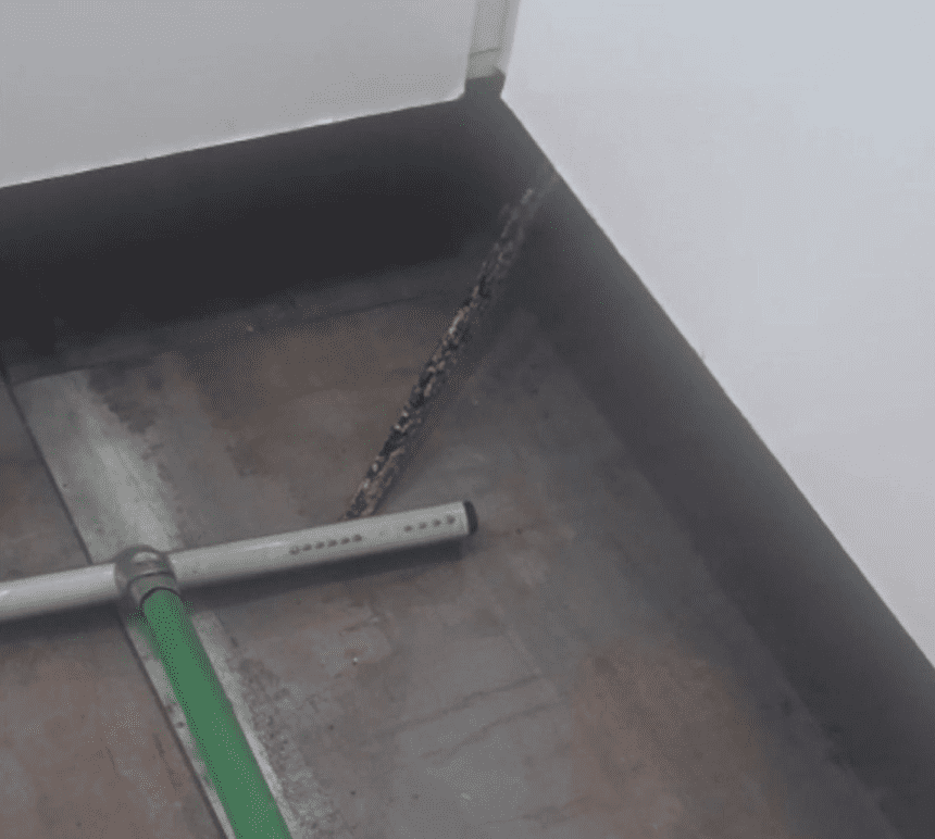 Mulher se confunde com cobra e aciona o Corpo de Bombeiros