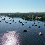 Justiça manda retirar flutuantes do Tarumã-Açu em 2026