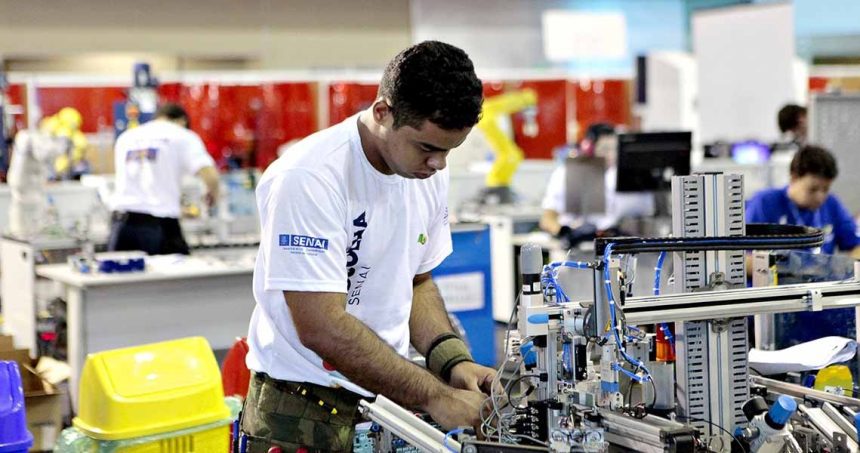 SENAI vai ofertar 2,7 mil vagas para qualificação profissional