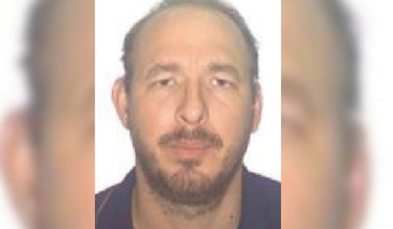 Suspeito de matar borracheiro por louvor alto se entrega à polícia em Manaus