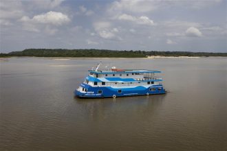 Barco da CAIXA atende seis cidades do Amazonas em fevereiro