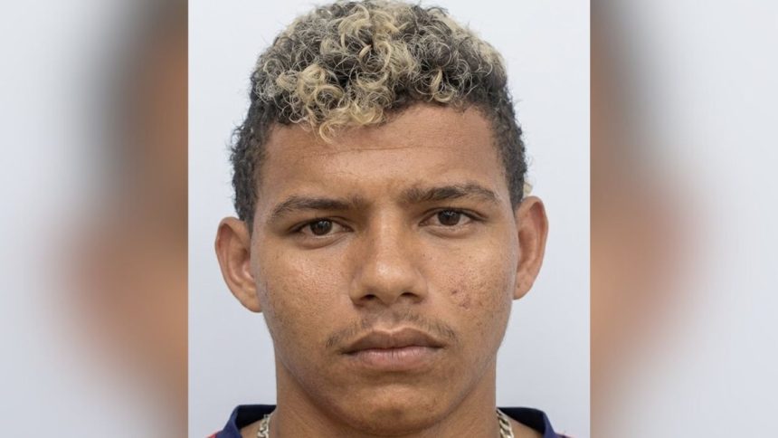 Condenado por matar mãe e filha grávida e tentar matar outra pessoa é procurado em Manaus