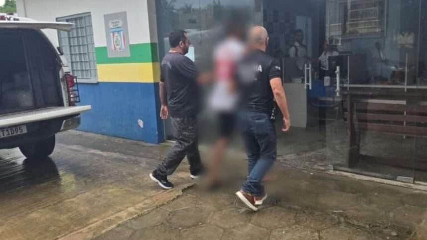 Após ser ameaçado, pai implora ajuda da polícia e filho é preso no AM