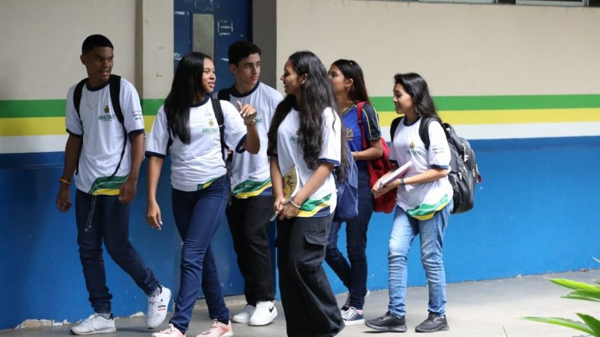 Matrículas de novos alunos da rede pública no Amazonas começam nesta sexta-feira