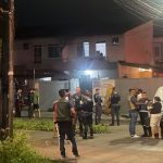 Polícia é acionada após homem em surto psicótico ameaçar explodir casa em Manaus