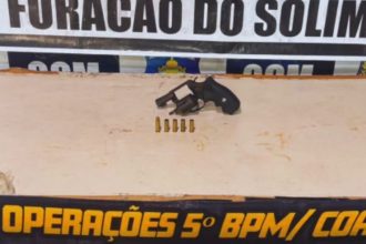 Homem com mandado de prisão em aberto morre ao trocar tiros com a PM no AM