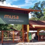 Turistas são amarrados em banheiros durante assalto no Musa