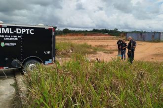 Homem seminu é encontrado morto a golpes de terçado em Manaus