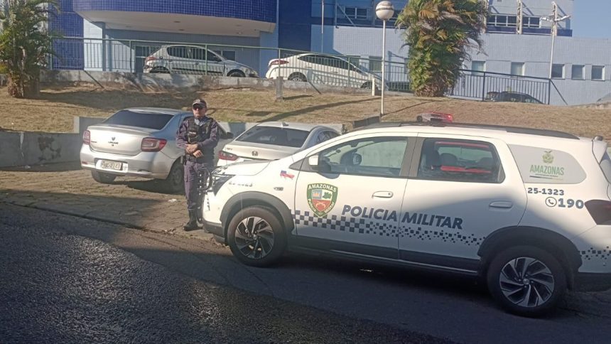 Homem é preso após golpear a cabeça da companheira com cabo de faca em Manaus