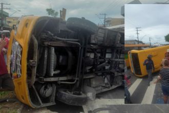 Amarelinho’ perde o controle e tomba com passageiros na avenida Autaz Mirim