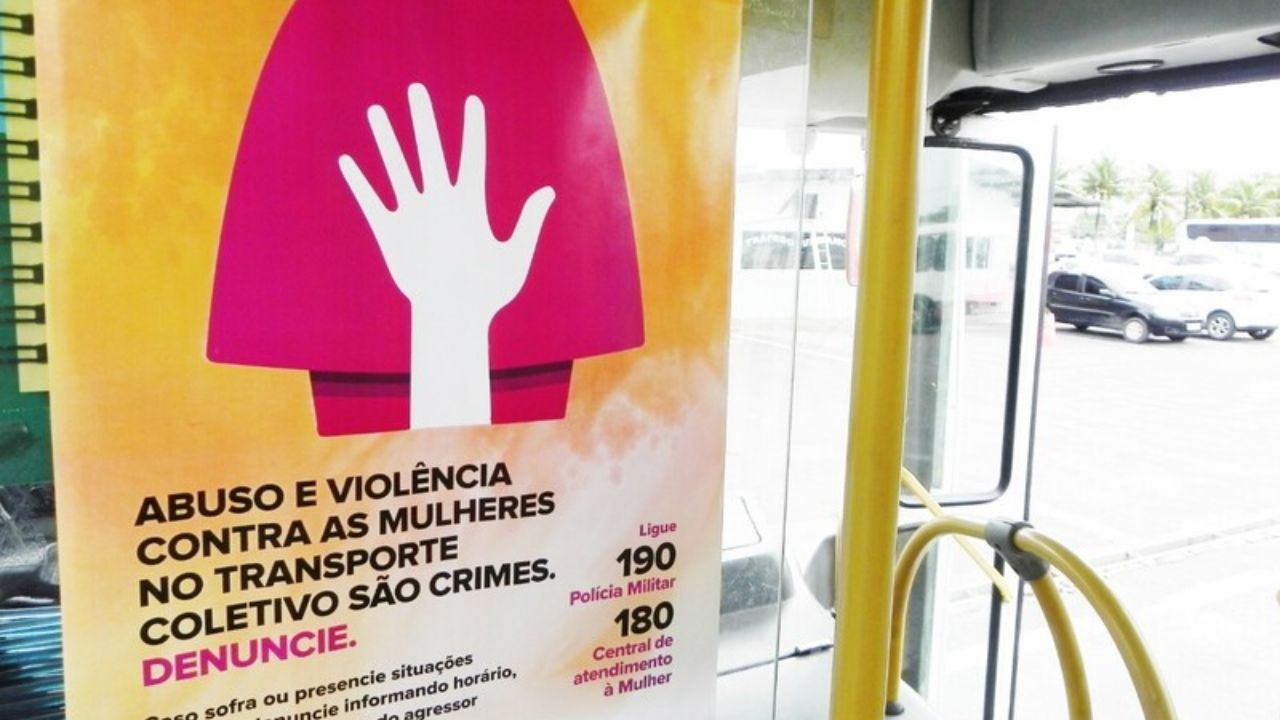Saiba se as empresas podem ser responsabilizadas por assédio no transporte até o trabalho