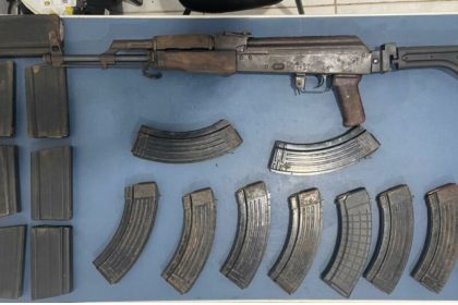 Polícia apreende fuzis e 400 munições em embarcação no interior do Amazonas