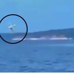 Vídeo mostra exato momento da queda do avião de pequeno porte no Rio Negro