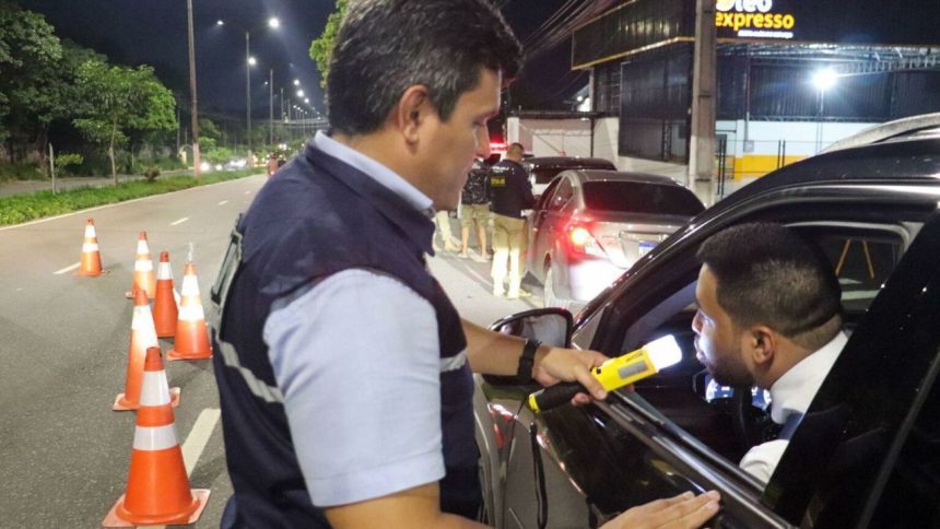 Operação de fiscalização no Réveillon registra mais de 400 infrações em Manaus
