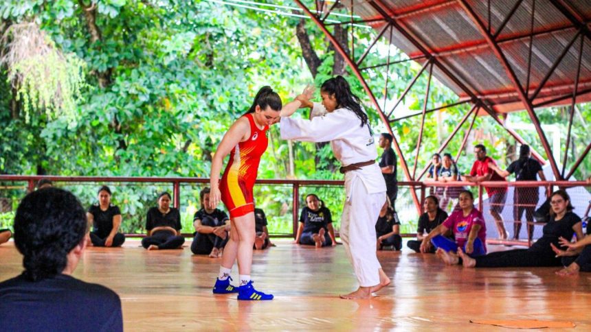 Projeto “Vila Aberta Para Todos” oferece 300 vagas para defesa pessoal feminina